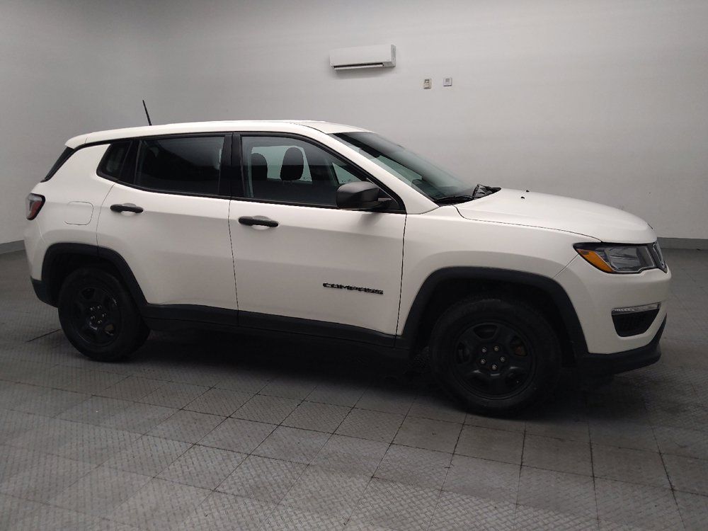 Used 2018 Jeep Compass Sport FWD image 11