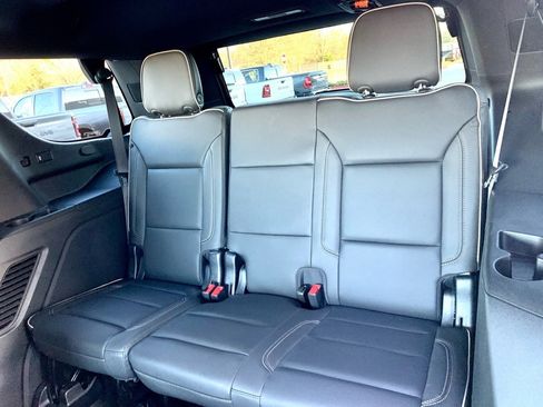 Used 2023 GMC Yukon SLT image 20
