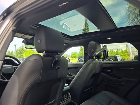 New 2026 Land Rover Range Rover Evoque Dynamic SE image 27