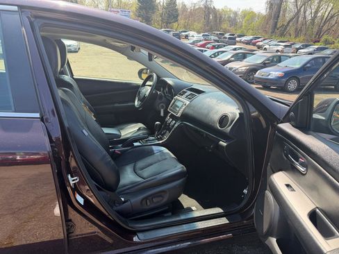 Used 2009 MAZDA MAZDA6 i Grand Touring w/ Moonroof & Bose Pkg image 14