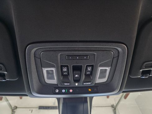 Used 2021 Chevrolet Silverado 3500 High Country w/ Z71 Off-Road Package image 41