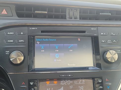 Used 2015 Toyota Avalon XLE Touring image 26