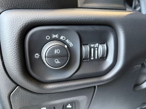 New 2026 RAM 1500 Laramie AWD/4WD image 33