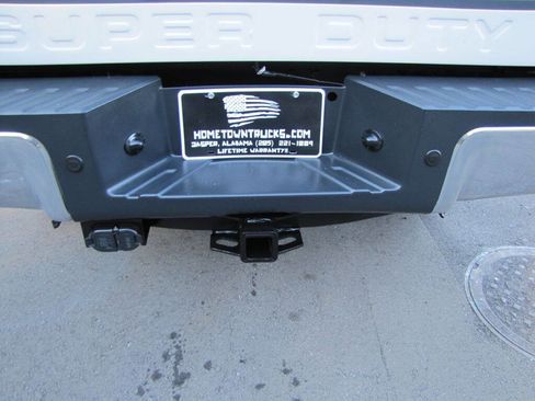 Used 2015 Ford F250 Lariat w/ Lariat Ultimate Package image 33