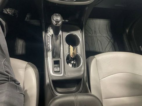 Used 2018 Chevrolet Equinox Premier AWD/4WD image 14