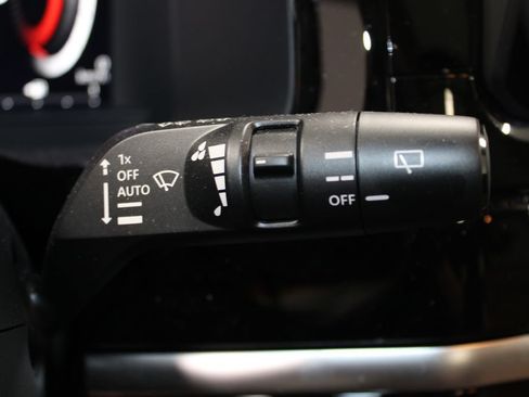 Used 2026 Nissan Pathfinder Platinum AWD/4WD image 33