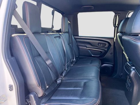 Used 2021 Nissan Titan PRO-4X w/ Pro-4x Convenience Package AWD/4WD image 28