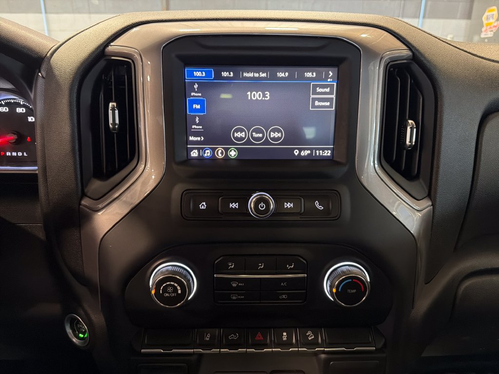 Used 2024 Chevrolet Silverado 3500 W/T AWD/4WD image 5
