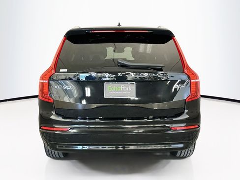 Used 2023 Volvo XC90 B5 Core AWD/4WD image 7