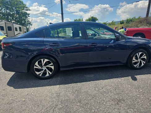 Used 2024 Subaru Legacy Premium AWD/4WD image 2
