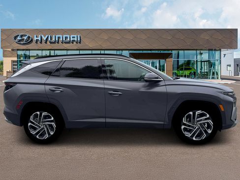New 2026 Hyundai Tucson Limited image 9