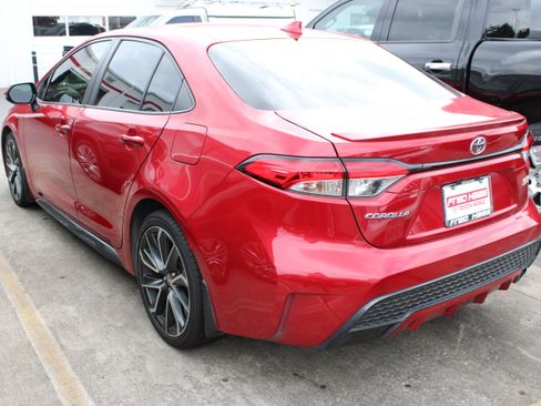 Used 2020 Toyota Corolla SE FWD image 7