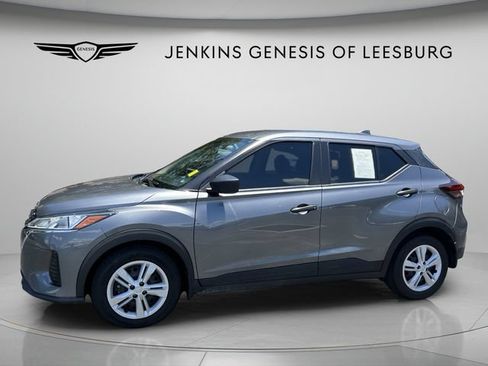 Used 2024 Nissan Kicks S FWD image 10