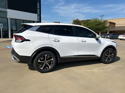 Used 2023 Kia Sportage EX FWD image 14