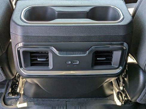 New 2026 GMC Sierra 1500 Elevation w/ Elevation Premium Package AWD/4WD image 31