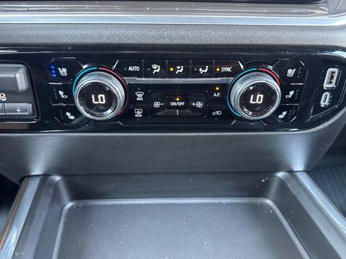 Used 2025 Chevrolet Silverado 2500 High Country w/ High Country Premium Package AWD/4WD image 26