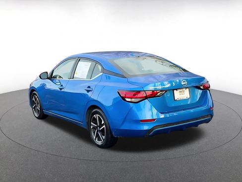 Used 2025 Nissan Sentra SV image 11
