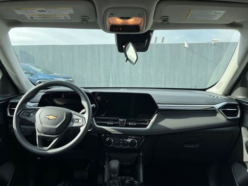 Used 2025 Chevrolet TrailBlazer LT image 31