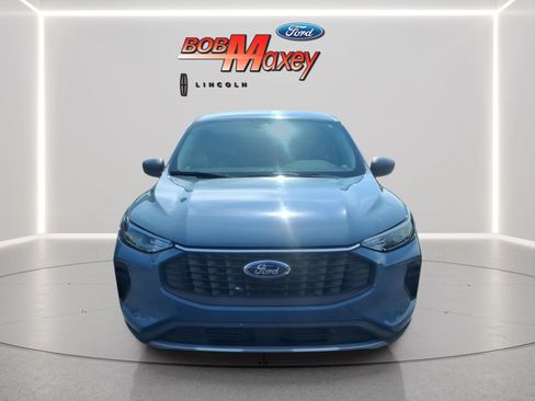 Used 2023 Ford Escape Active AWD/4WD image 2