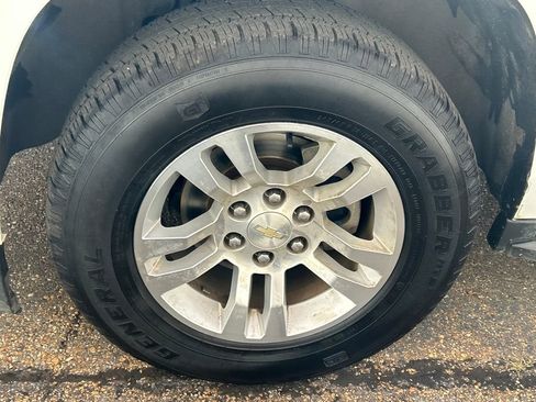 Used 2017 Chevrolet Tahoe LT image 26