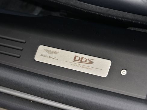Used 2023 Aston Martin DBS Coupe RWD image 25