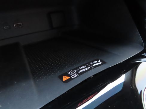 Used 2024 Chevrolet Traverse Z71 w/ Enhanced Driving Package image 31