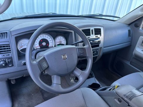 Used 2006 Dodge Dakota SLT image 22