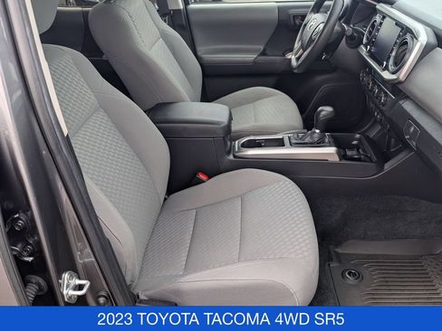 Used 2023 Toyota Tacoma SR5 AWD/4WD image 28