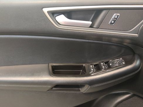 Used 2017 Ford Edge SEL w/ Equipment Group 201A AWD/4WD image 27
