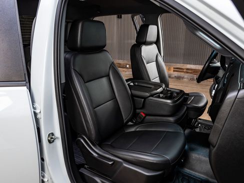 Used 2020 GMC Sierra 2500 4x4 Crew Cab w/ Gooseneck/5TH Wheel Package image 29