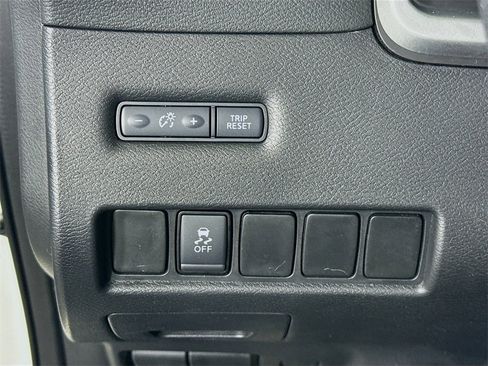 Used 2020 Nissan Murano S image 17