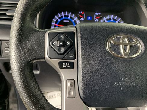 Used 2014 Toyota 4Runner SR5 RWD image 19