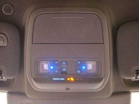 New 2026 Ford Explorer ST-Line w/ ST-Line Street Pack image 32