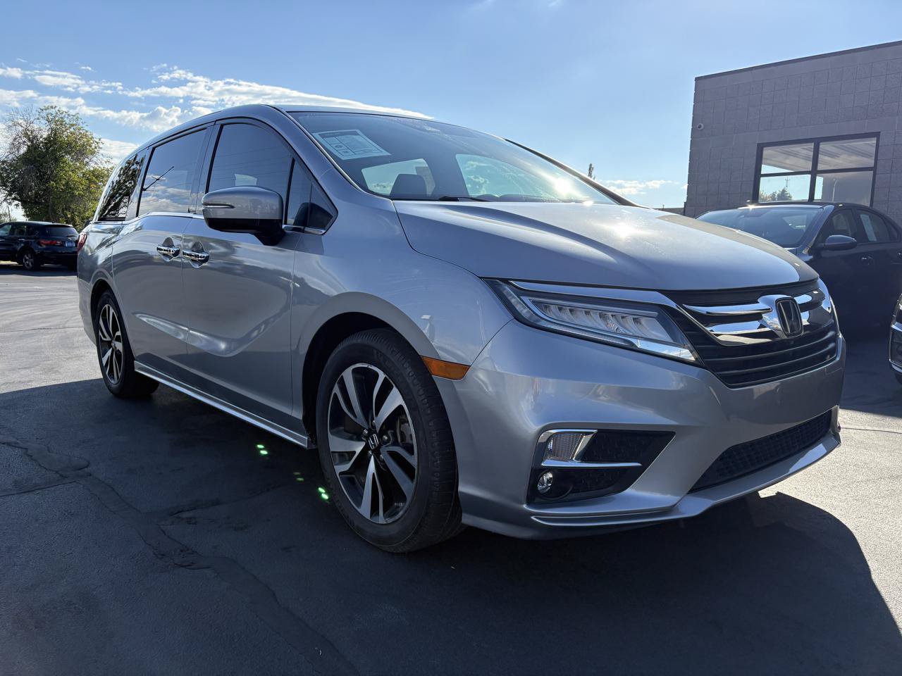 Used 2019 Honda Odyssey Elite image 1