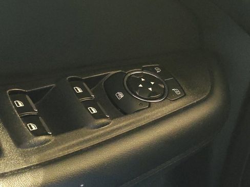 Used 2023 Ford Edge SEL image 27