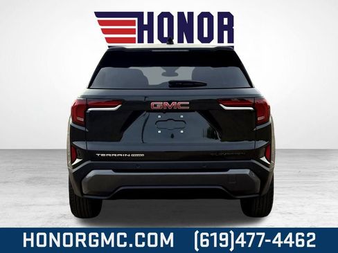 Used 2025 GMC Terrain Elevation image 4