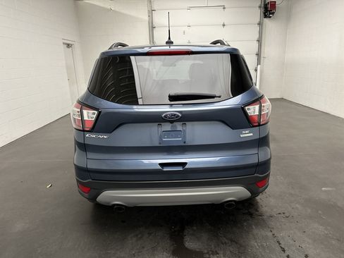 Used 2018 Ford Escape SE w/ SE Sync 3 Package FWD image 7