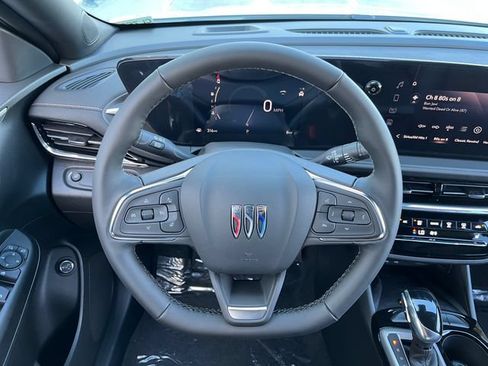 New 2026 Buick Envista Avenir FWD image 13