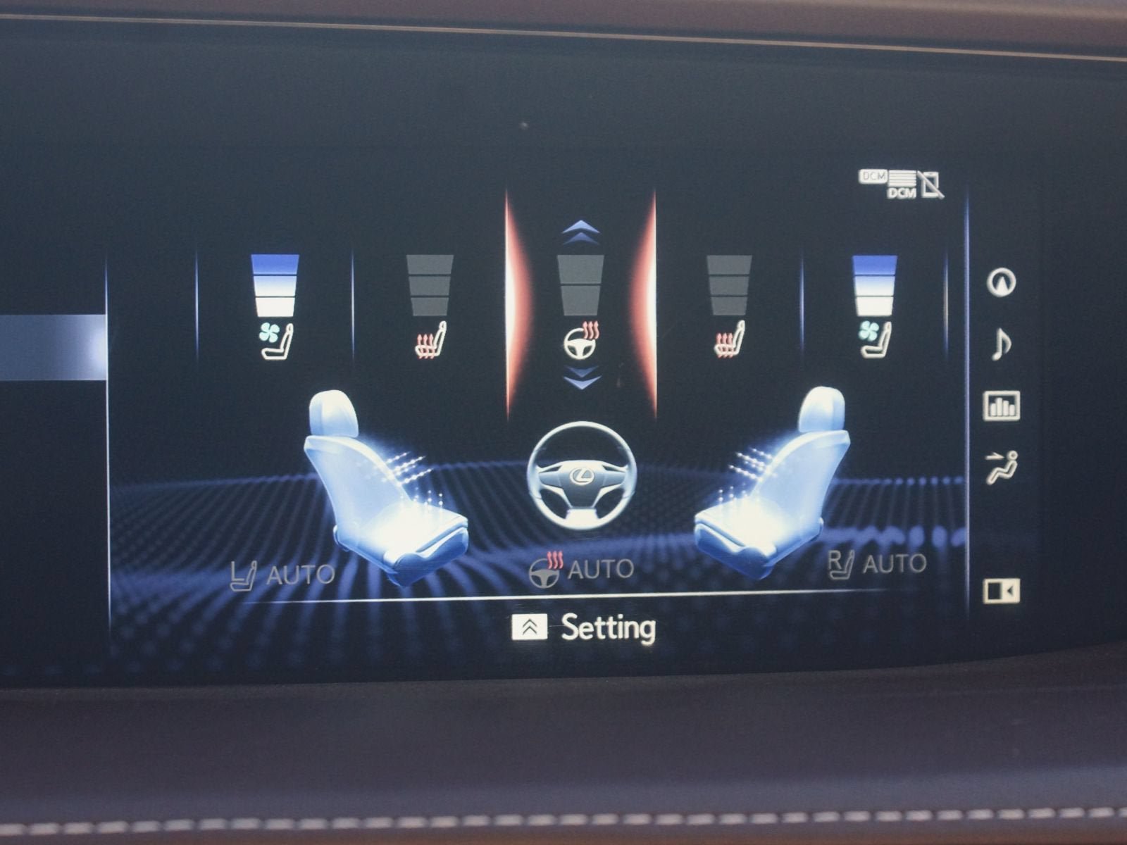 Used 2018 Lexus LS 500 w/ Interior Upgrade Package RWD image 9