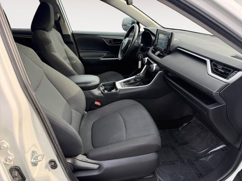 Used 2020 Toyota RAV4 LE w/ All Weather Liner Package image 19