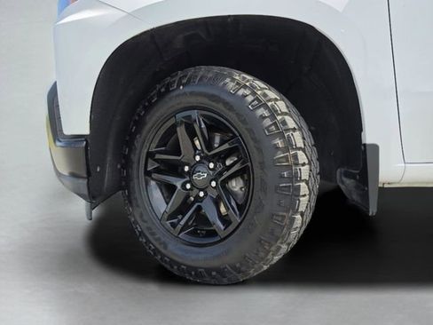 Used 2019 Chevrolet Silverado 1500 W/T w/ Trailering Package AWD/4WD image 36