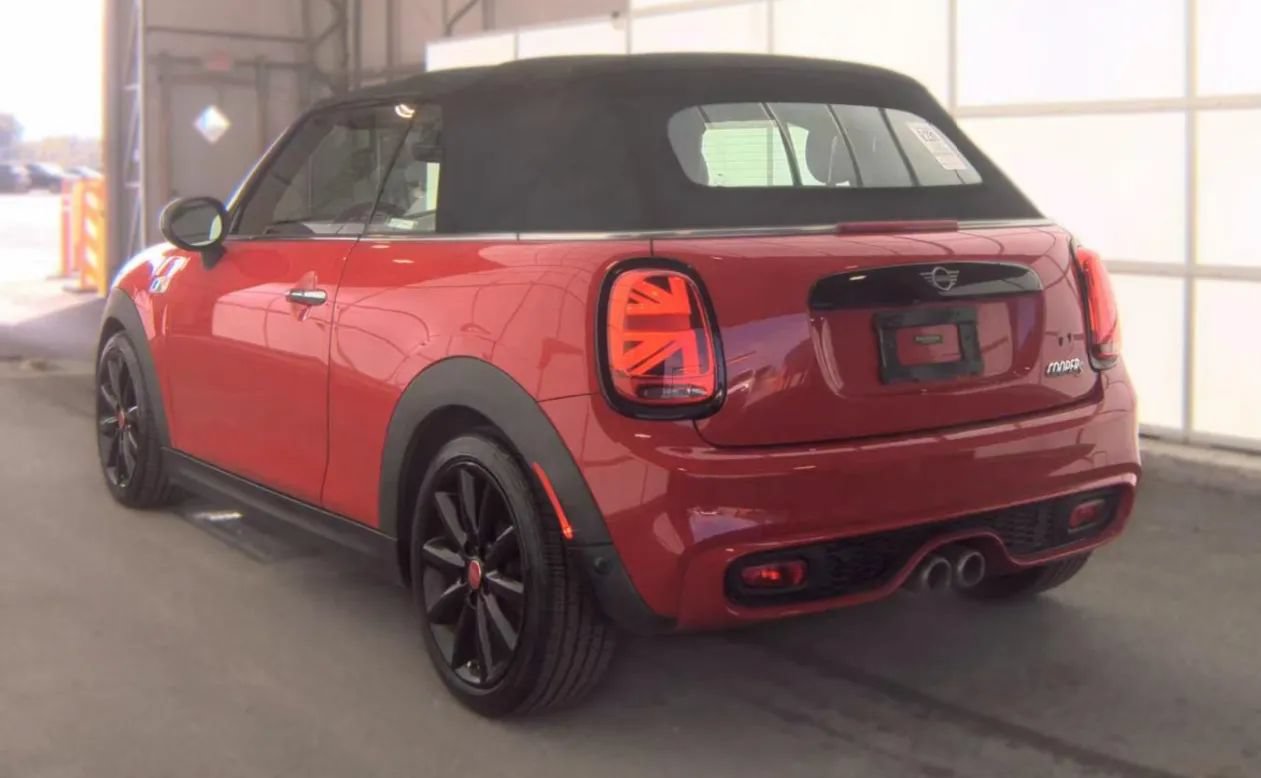 Used 2019 MINI Cooper S w/ Premium Package FWD image 7