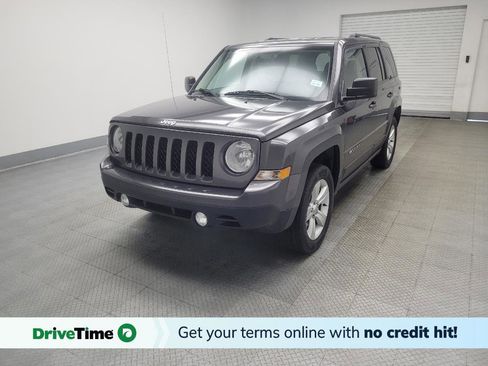 Used 2016 Jeep Patriot Latitude AWD/4WD image 1