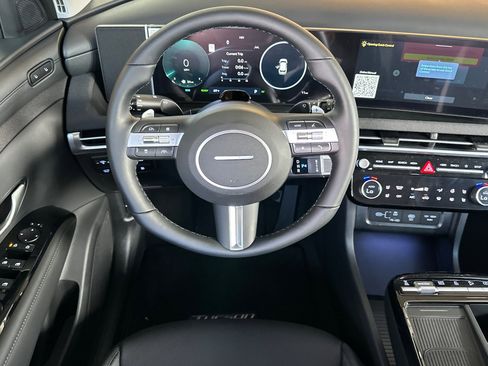New 2026 Hyundai Tucson Limited AWD/4WD image 14