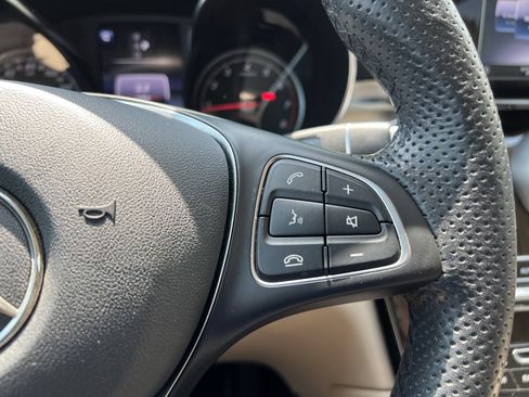Used 2019 Mercedes-Benz GLC 300 image 20