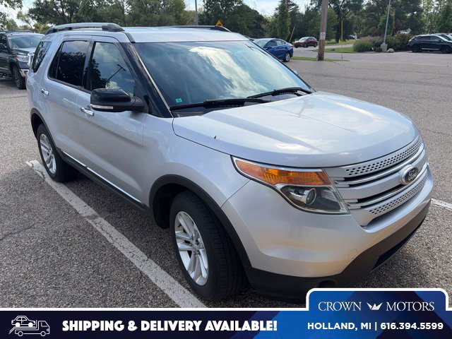 Used 2014 Ford Explorer XLT w/ Equipment Group 202A AWD/4WD image 1