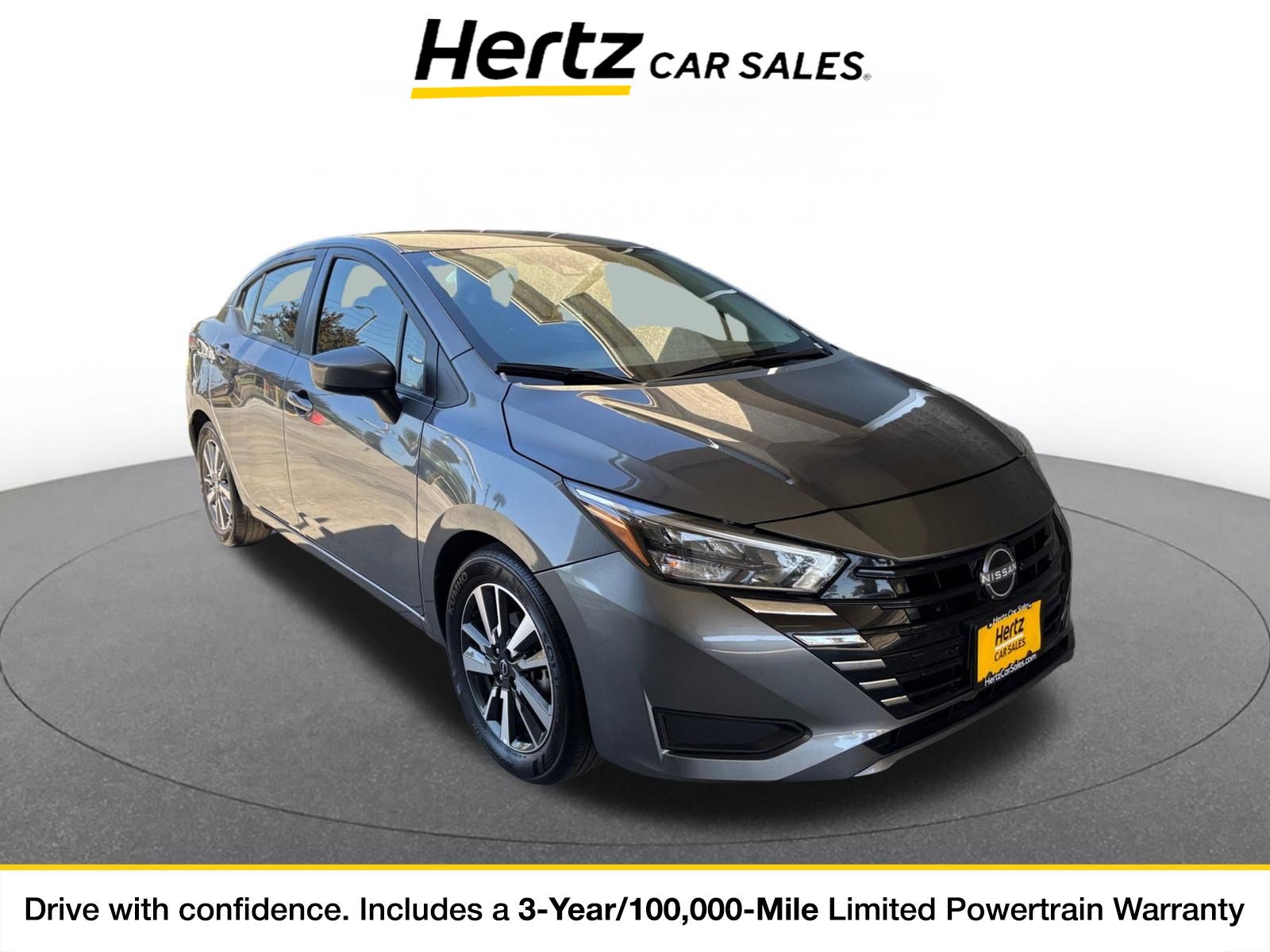 Used 2025 Nissan Versa SV FWD image 1
