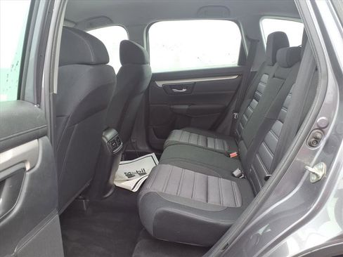 Used 2018 Honda CR-V LX image 17