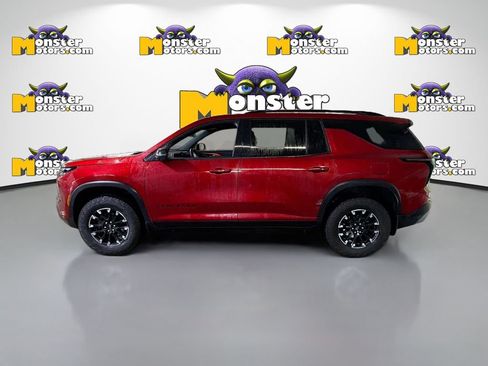 Used 2024 Chevrolet Traverse Z71 w/ LPO, Floor Liner Package AWD/4WD image 7