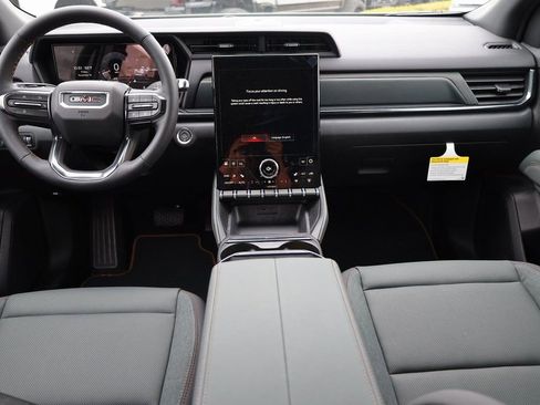 New 2026 GMC Terrain AT4 AWD/4WD image 18